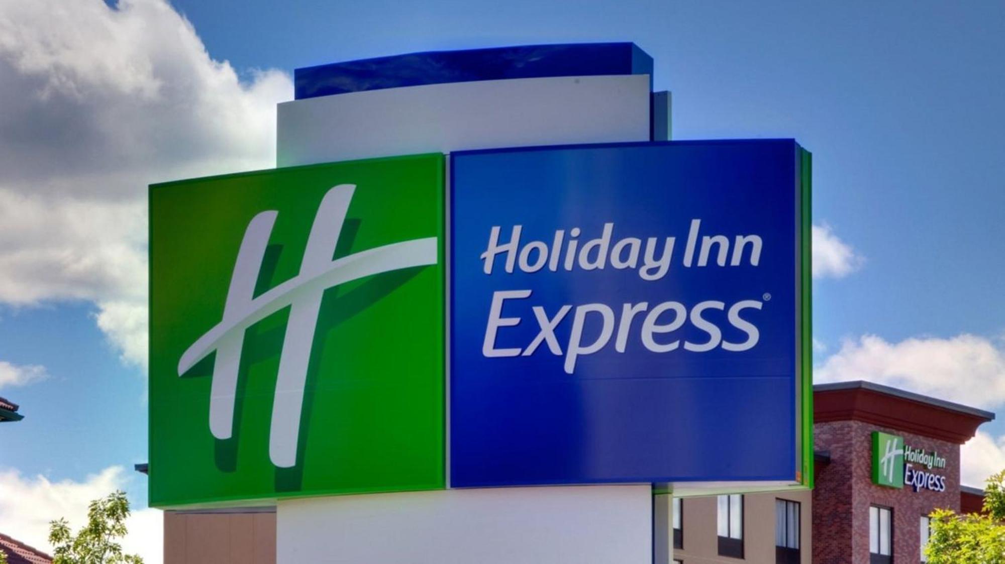 Holiday Inn Express Savannah - Gateway By Ihg Buitenkant foto